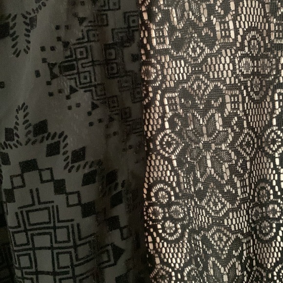 Black Sheer and Lace Kimono | Hollister - Picture 3 of 4